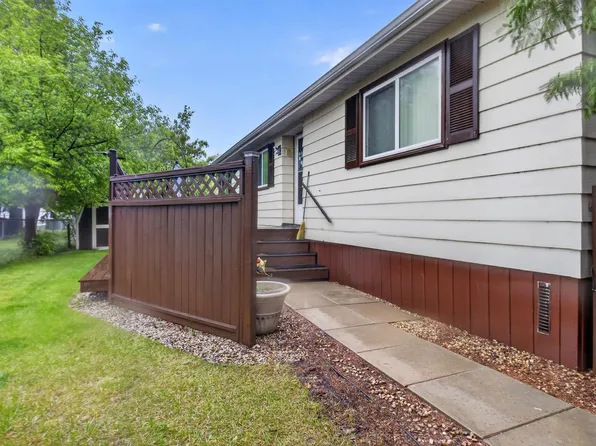 21 Willowdale Dr NW, Edmonton, AB T6P 1H5