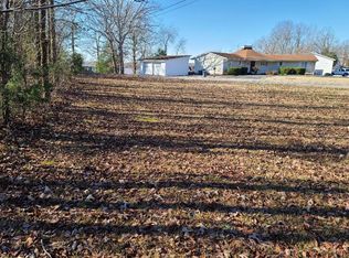 0 Shore Dr, Big Sandy, TN 38221