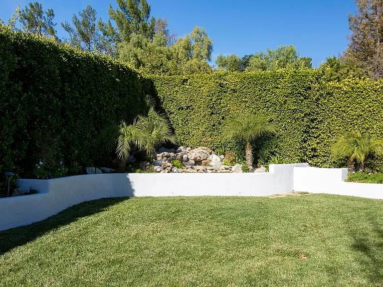 2225 Rutland Pl — Photo 23