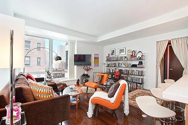 Sold by Park River | media 9