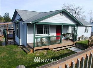 18464 NE Gustaf St, Poulsbo, WA 98370