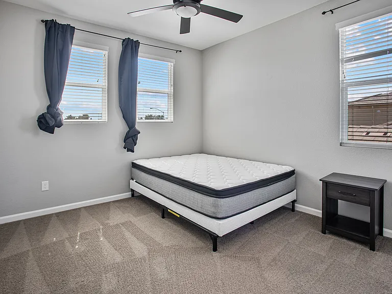 419 Daffodil Dr #2 — Photo 17