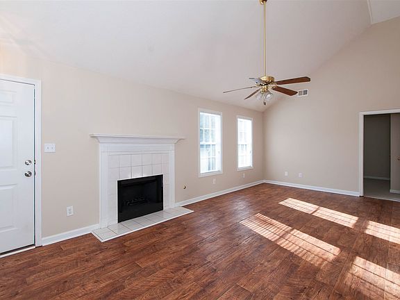 2nd image of 1371 Binford Pl