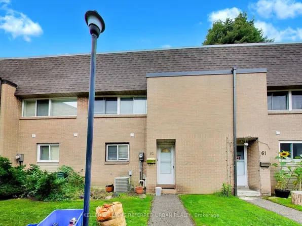 1235 Radom St #62, Pickering, ON L1W 1J3