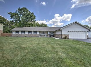 2354 Hawthorne Dr, Decatur, IL 62521