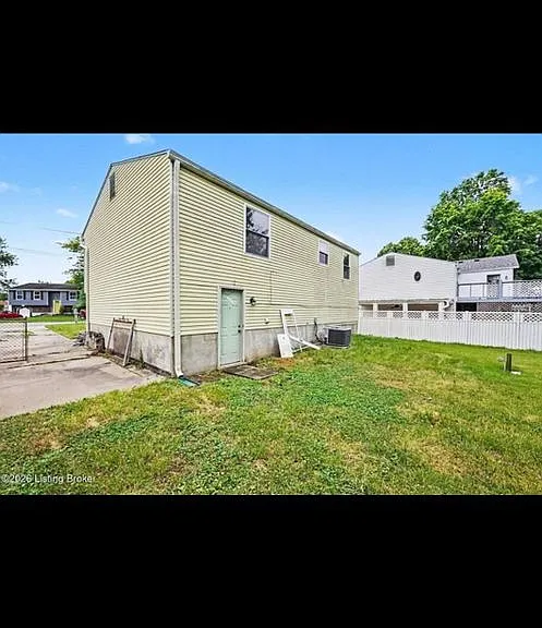 4505 Mesa Ct — Photo 2