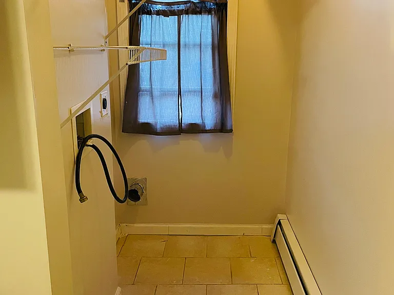 97-99 Lincoln St #1 — Photo 14