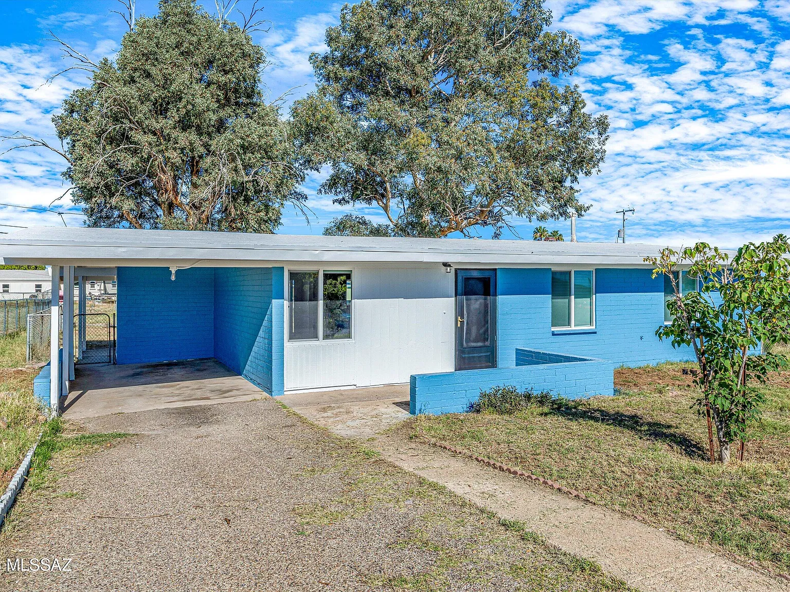 3 bed, 2.0 bath, 1107 sqft, $1,150 — Photo 3
