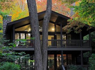 5208 Woodland Ave, Pocono Pines, PA