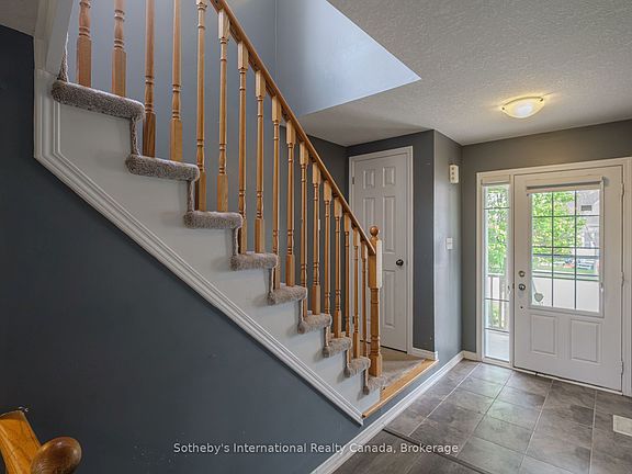 4th image of 17 Dwyer Ct