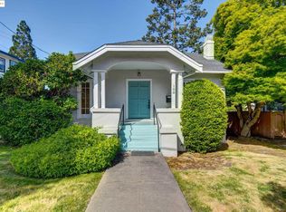 105 Manor Dr, Piedmont, CA 94611