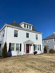 25 Amherst St, Holyoke, MA, 01040
