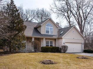 558 Meadowview Dr, Wauconda, IL 60084