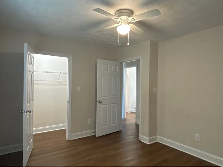322 E Jenkins St — Photo 7