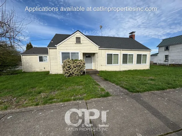 532 Davidson Ave, Woodland, WA 98674