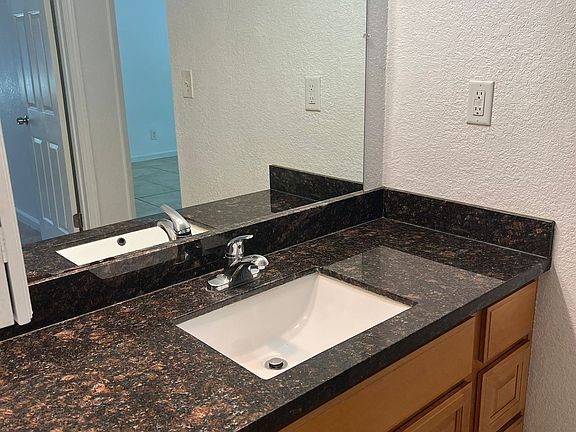 4th image of 2860 Norcade Cir APT 1