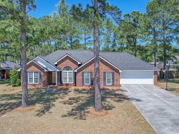 182 Autumn Leaf Dr, Leesburg, GA 31763