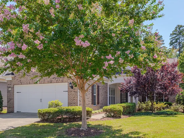 321 Arvada Dr, Cary, NC 27519