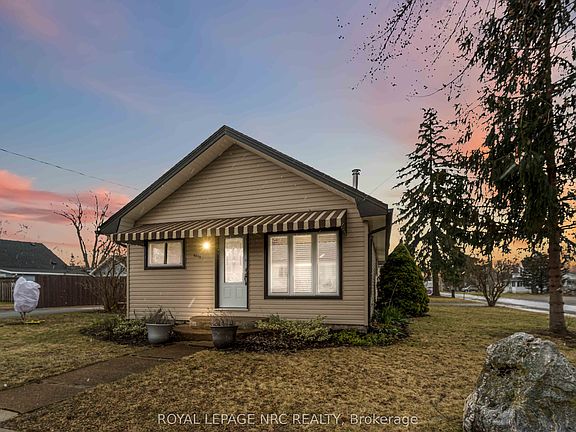 4th image of 4049 Victoria Rd