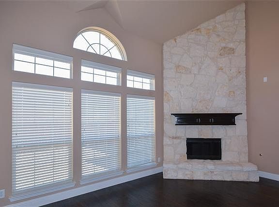4th image of 12346 Deerbrook Dr