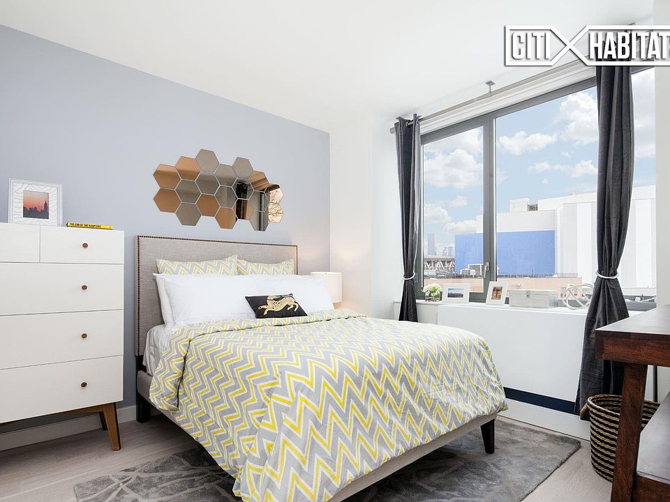 1st image of 4142 24th St #1005