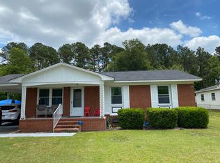 1016 Lisa Cir, Spring Lake, NC 28390