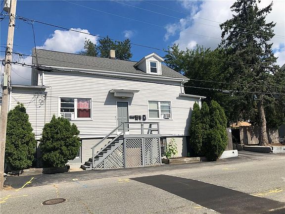 2nd image of 60 Sherwood St
