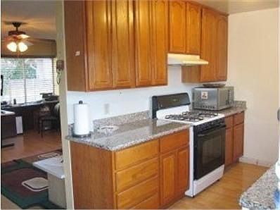 3rd image of 2559 Amaryl Dr
