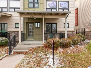 2014 N 24th St, Omaha, NE 68110