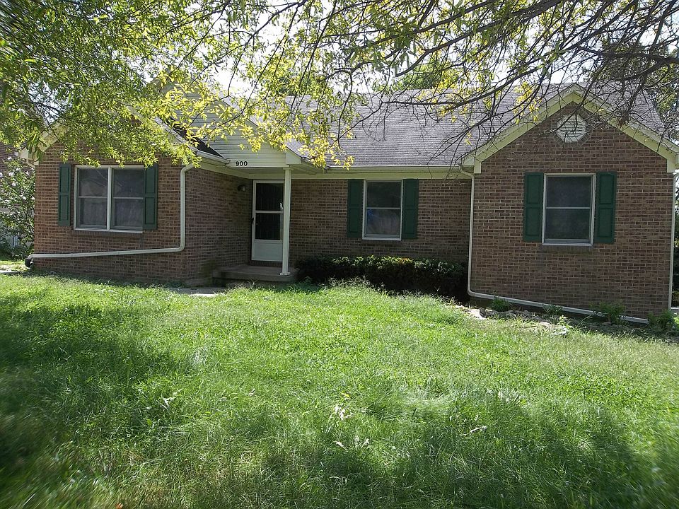 1st image of 900 Orchard Dr