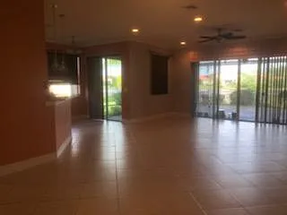 4 bed, 2188 sqft, $2,800 — Photo 4