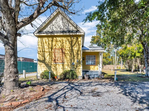 2412 19th St, Gulfport, MS 39501