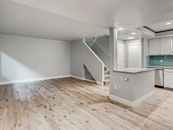 4th image of 1149 N Columbine St APT 204