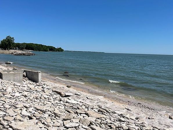133 Cottage Cove Dr