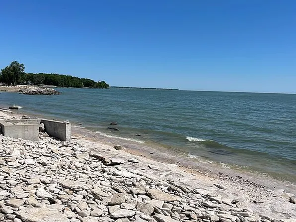133 Cottage Cove Dr, Lakeside Marblehead, OH 43440