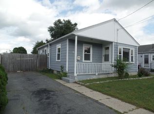 36 Morris St, New Bedford, MA 02745