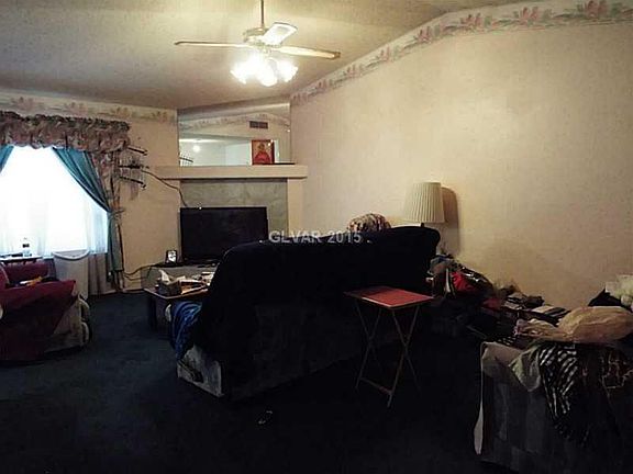 2nd image of 5780 Vecinos Ln