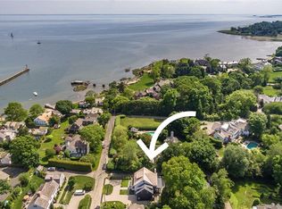 222 Willow St, Southport, CT 06890