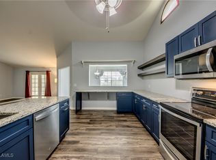 830 NE 11th Ter, Cape Coral, FL 33909