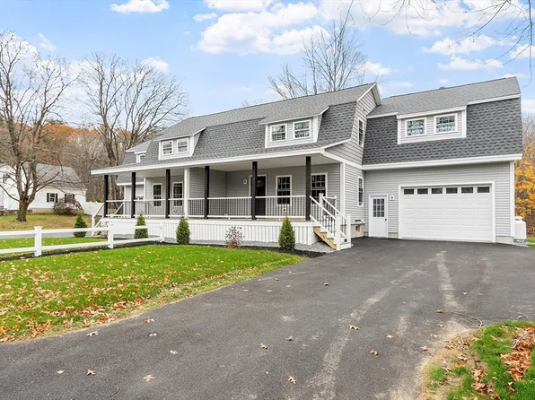 120 Townsend St #2, Pepperell, MA 01463