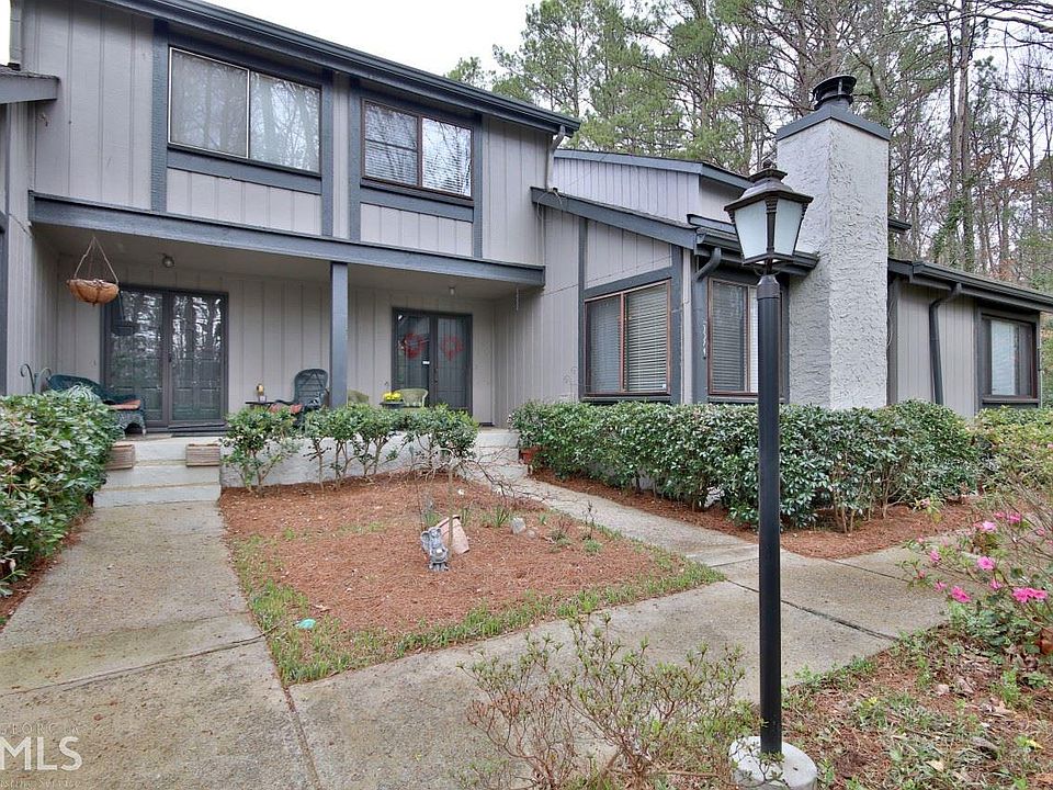 1st image of 3074 Balearic Dr SE