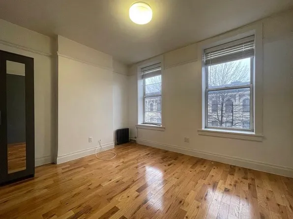 1326 Halsey Street image 1 of 5