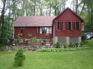 1092 Lakeside Dr E, Highland Lakes, NJ 07422