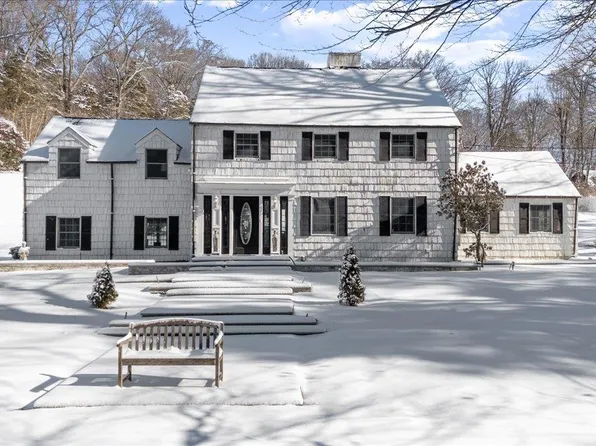 100 Wolver Hollow Road, Upper Brookville, NY 11545