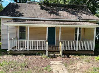 530 E Solomon St, Griffin, GA 30223