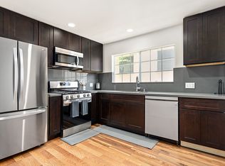 A 7 Bedroom, 2 Bathroom with a dining room and fully functional kitchen at 10777 Ashton Ave., Los Angeles, CA 90024