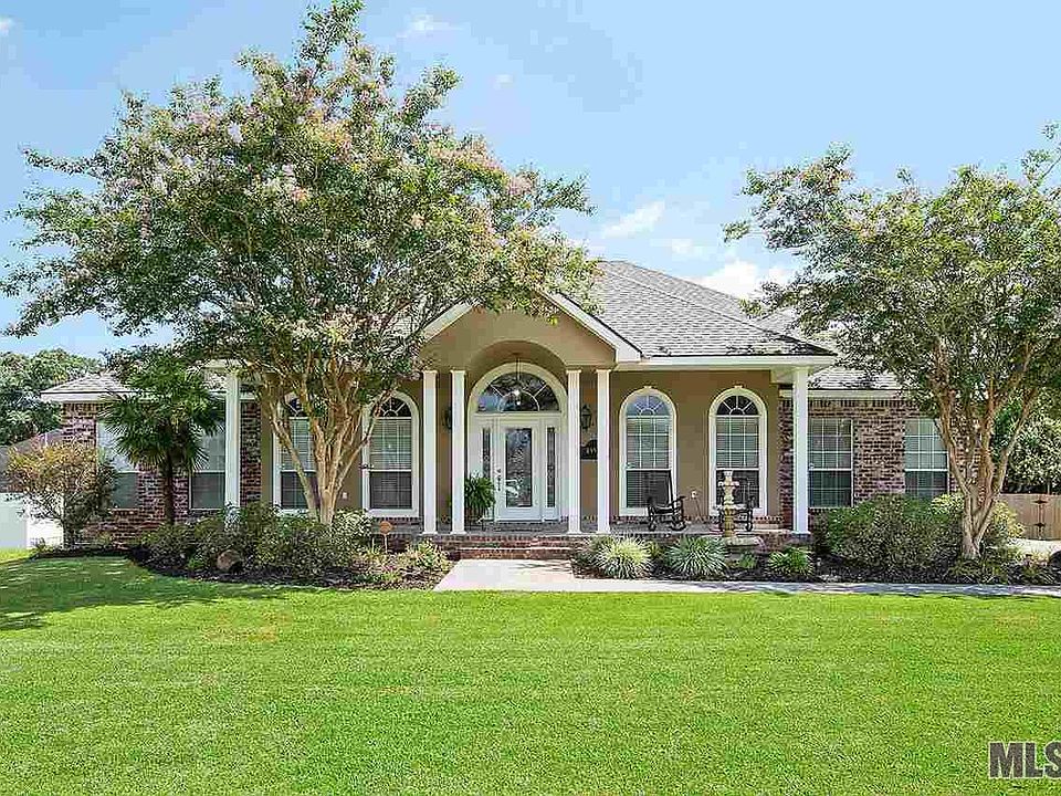 1st image of 43539 Galvez Oaks Dr
