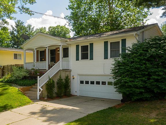 4th image of 5257 Christie Ave SE