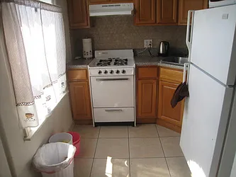 Rented by Alexiou Realty