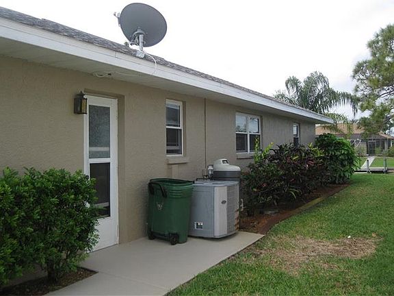 4th image of 18710 Countryman Ave